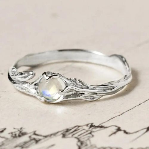 OLIVIE Stříbrný prsten MĚSÍČNÍ KÁMEN 7755 